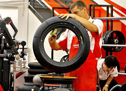 MotoGP, Phillip Island - Debriefing 15 bridgestone_1_original
