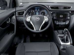 Nissan-Qashqai_2014_800x600_wallpaper_10