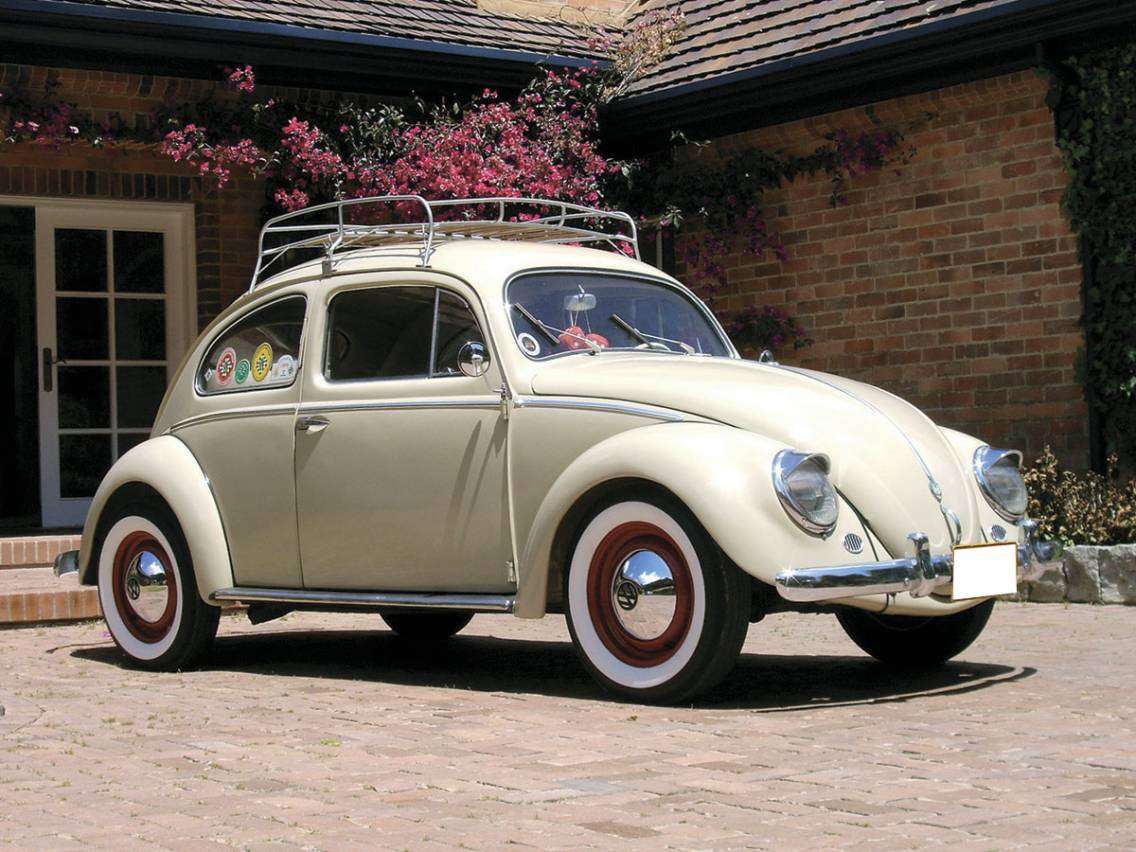Auto storiche: il mito del Maggiolino 1 La-storia-del-Maggiolino-by-AutoSuperMarket-05