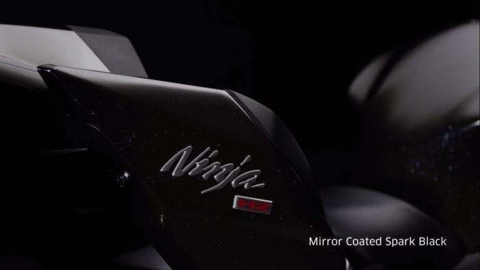 Kawasaki Ninja H2 e SC01, novità 2016. 18 M_frf4rf
