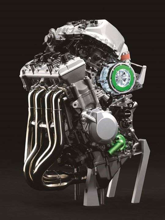 Kawasaki Ninja H2 e SC01, novità 2016. 21 kawa2