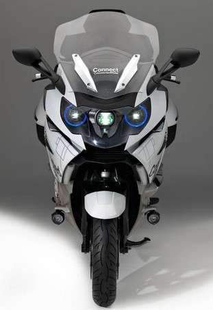 Fari laser e Casco ipertecnologico: il futuro di BMW 13 2016-01-09_140148