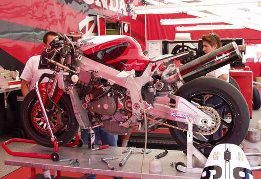 Test moto usate: la bellissima Honda VTR 15 91063033-L-1