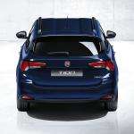Fiat: Il listino e dotazioni delle Tipo 5 porte e SW 4 Fiat Tipo Station Wagon 2017 1024x768 wallpaper 04