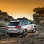 Jeep: Le versioni Trailhawk e Summit di Grand Cherokee 7 Jeep Grand Cherokee Trailhawk 2017 1024x768 wallpaper 0a