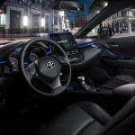 Toyota: La nuova C-HR, in arrivo per il mese di settembre 7 small 17 1