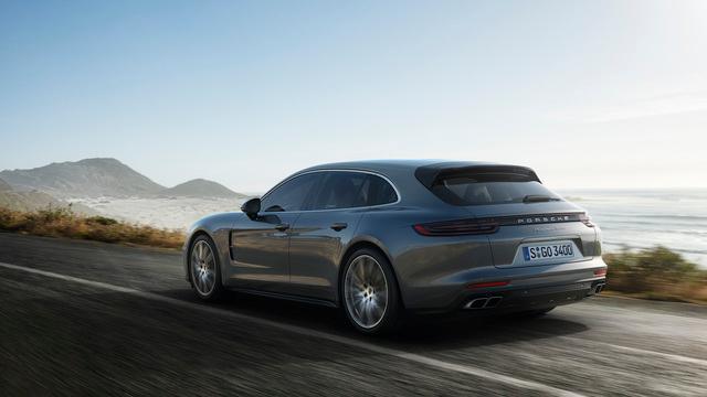 Porsche | Panamera Sport Turismo, arriva la Shooting Brake 1 small 28