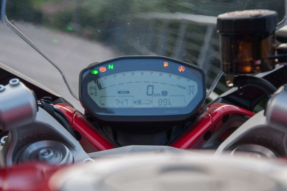 Test Ducati Supersport : versatilità e sportività direttamente da Borgo Panigale 19 DSC 0199