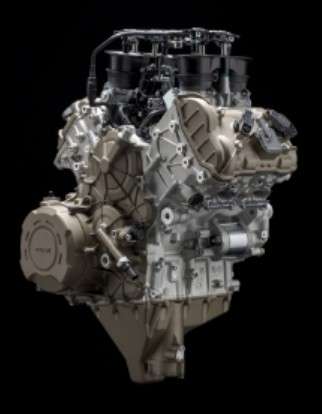 Desmosedici Stradale: ecco il nuovo V4 Ducati 10 desmosedici stradale engine
