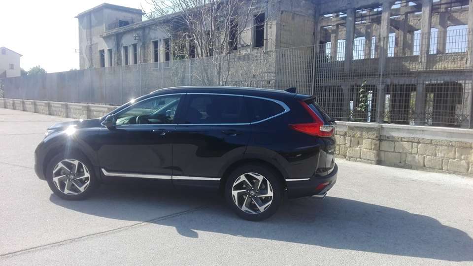 Test Drive: Honda CR-V 1.5 Vtec Turbo 173cv 2WD e 193cv AWD CVT, Nuovo Design, più confort e spazio 2 44310996 324357734785793 522383845576671232 n