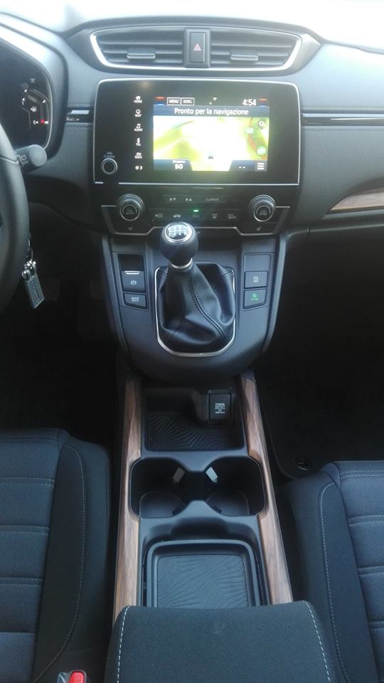 Test Drive: Honda CR-V 1.5 Vtec Turbo 173cv 2WD e 193cv AWD CVT, Nuovo Design, più confort e spazio 1 44426253 1904328176269566 4211284831809568768 n
