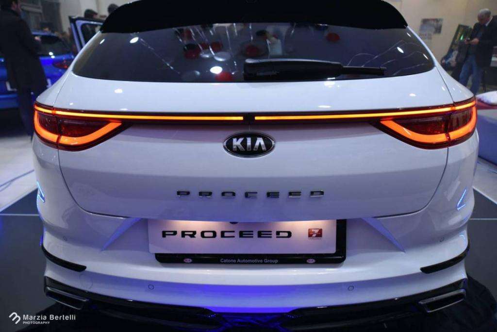 Nuova KIa ProCeed, la Shooting Brake pensata in Europa per il mercato premium 12 MarziaBertelli 21