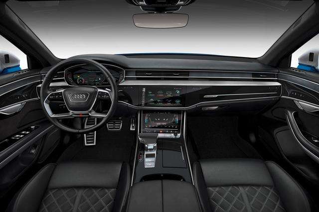 Audi: S8, Esclusività ad alte prestazioni e tecnologia avanzata 4 small 2019 07 03T192052.610