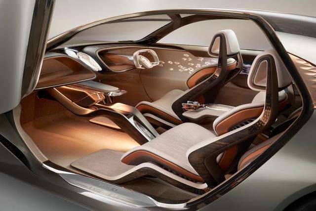 Bentley, festeggia con la Concept EXP 100 GT portando il lusso britannico nel futuro 6 small