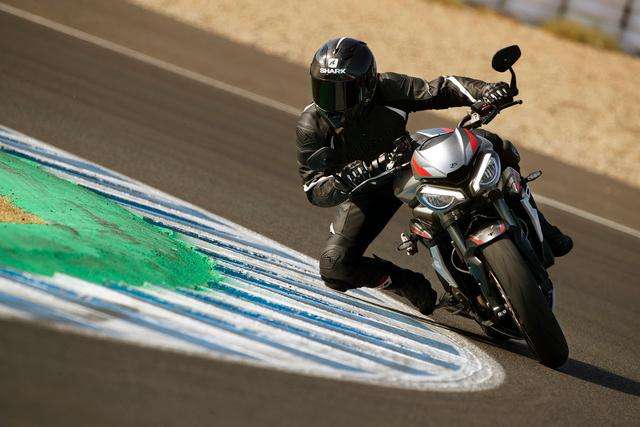 Triumph Street Triples MY20: The ultimate performance Street 3 small 5