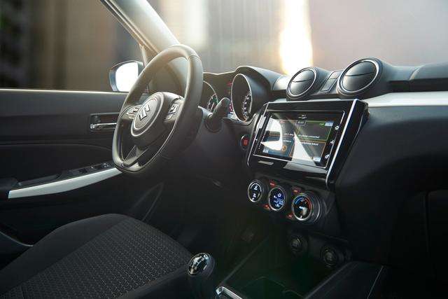 Test Drive: Suzuki Swift 1.2 Hybrid 90cv Top. Furba, dinamica e divertente 6 small 18