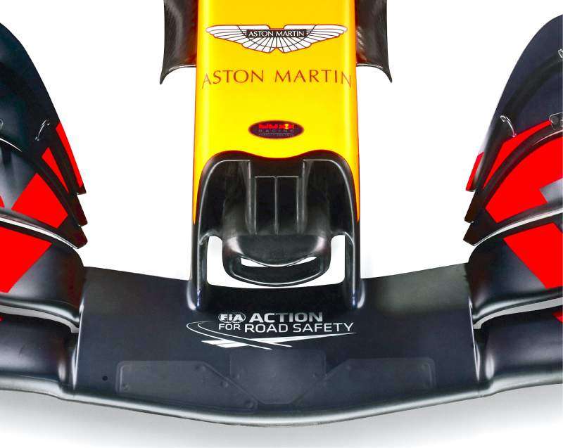 RedBull RB16, analisi tecnica. Dettagli interessanti per il muso 18 Red Bull Racing RB16 nose