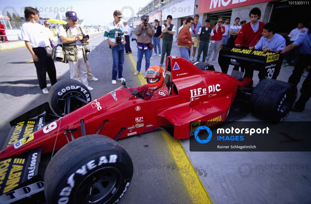 Le peggiori Formula 1 della storia: Life F190 4 1015305111 SCH 19900608 90CA D109 A4