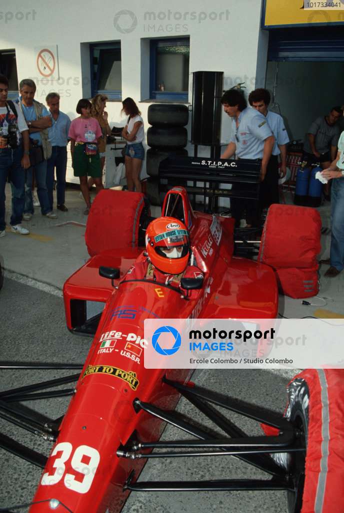 Le peggiori Formula 1 della storia: Life F190 11 1017334041 COL 19900930 LIFE 90 029
