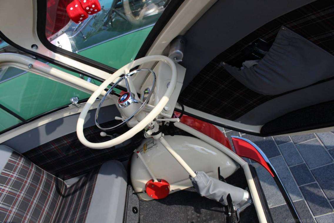 Autostoriche: la piccola BMW Isetta 5 30161602386 7203bdb9d4 k
