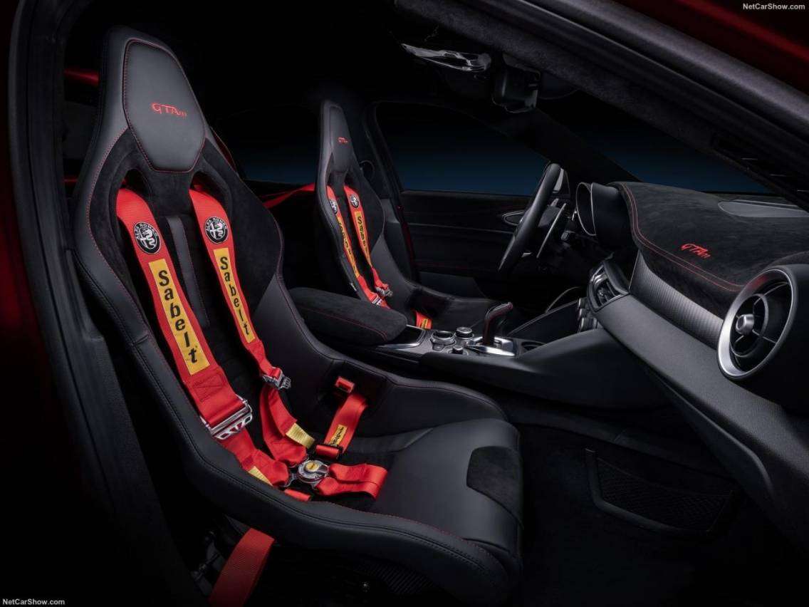 Alfa Romeo Giulia GTA 2021 1600 0f