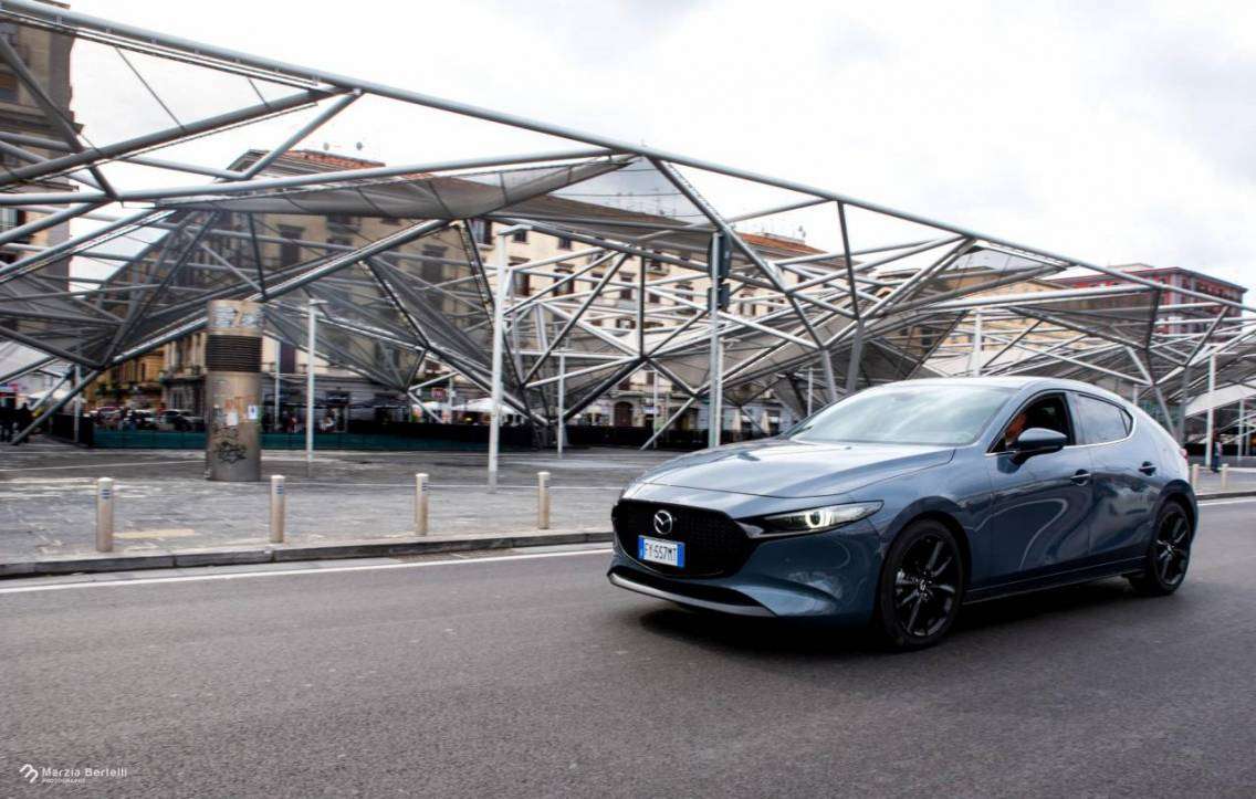 Test Drive: Mazda 3 Skyactiv-X Mild Hybrid 180cv Executive, tecnologica, bella da guidare 9 Mazda3 MarziaBertelli 1