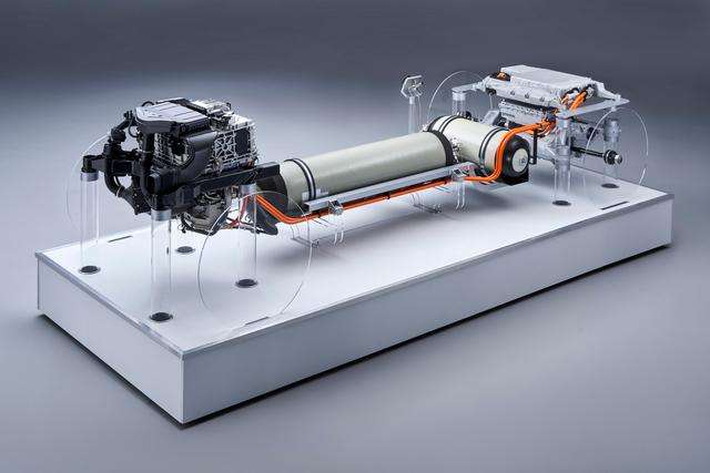 BMW: La tecnologia Fuel Cell i Hydrogen Next sulla prossima X5 5 small 65