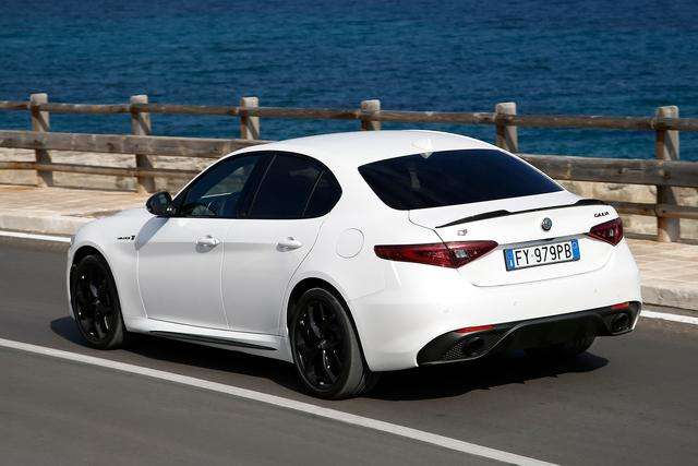Alfa Romeo: Giulia e Stelvio da 250cv contro il superbollo 9 small 68