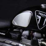 Triumph Scrambler 1200 Bond Edition. La moto perfetta per sentirsi Bond, James Bond. 13 triumphxnttd scrambler1200 20200443