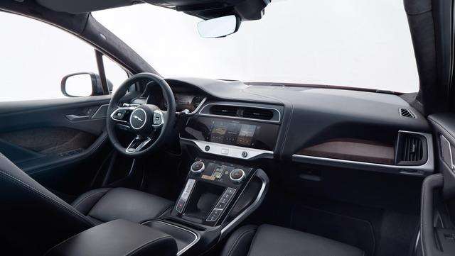 Jaguar: La I-PACE MY 2021 più connessa, con ricarica più rapida 12 small 30