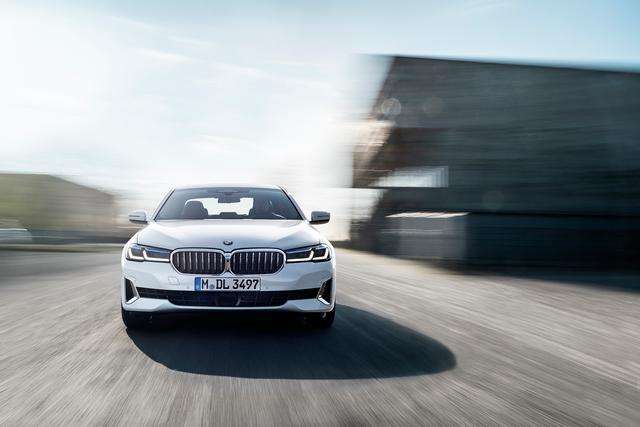 BMW: Nuova Serie 5 17 small 88