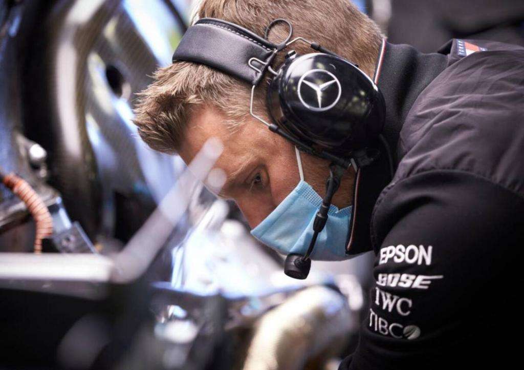 Formula 1: Dichiarati i primi casi di Covid-19, controlli ancora più stringenti 3 mercedes f1 mascherine