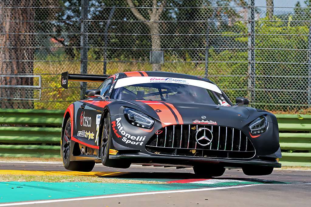 Campionato Italiano GT: il riassunto del weekend imolese 6 AND 0936.jpg F Linossi.Ferrari B. Hites AKM Motorsport