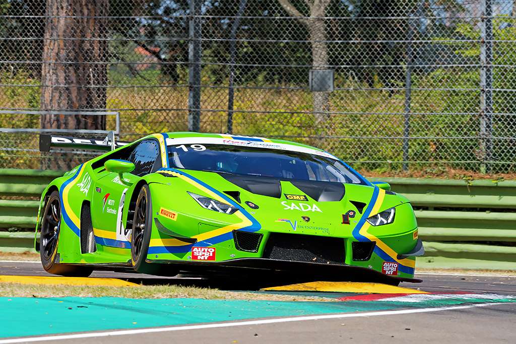 Campionato Italiano GT: il riassunto del weekend imolese 7 AND 0954 S. Aghakani R. Giammaria L.Pulcini Vincenzo Sospiri Racing