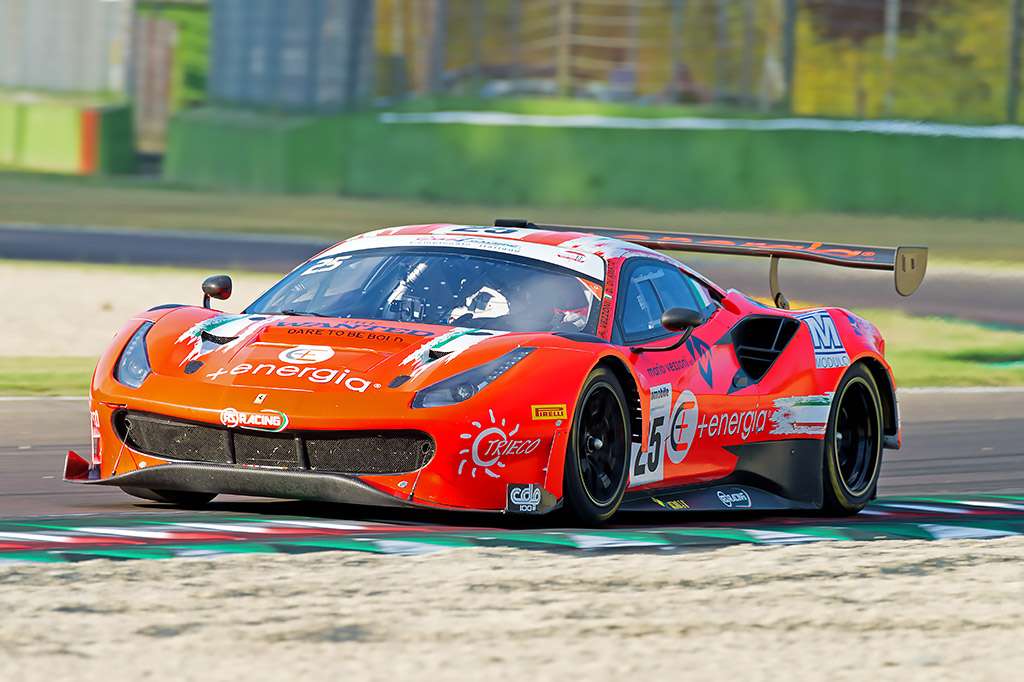 Campionato Italiano GT: il riassunto del weekend imolese 33 BEA 2816.jpg D.Di Amato A Vezzoni Rs Racing