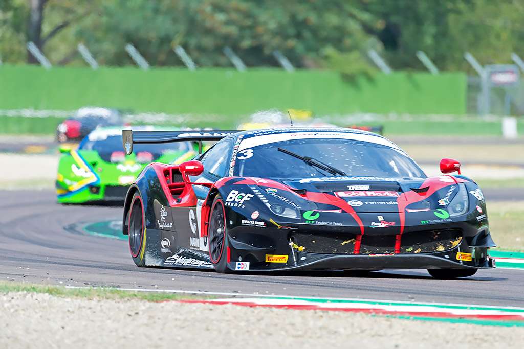 Campionato Italiano GT: il riassunto del weekend imolese 45 BEA 3521.jpg Gara Gt Endurance