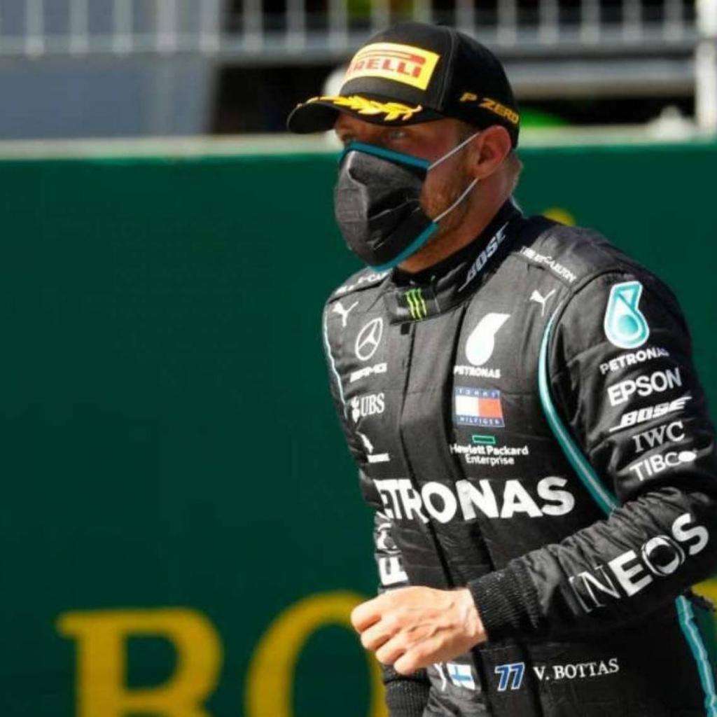 F1: Valtteri Bottas ed il forno dovuto alle tute nere 3 Valtteri Bottas Mercedes tuta nera GP Spagna 1597673577365 1200x1200 1