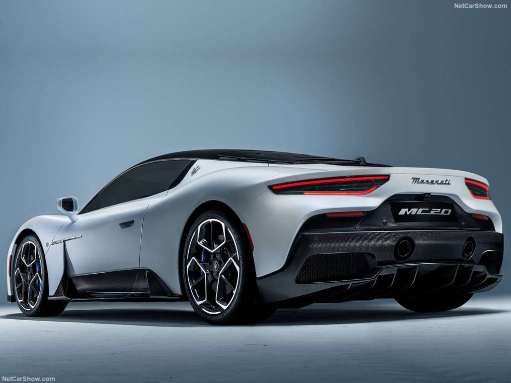Maserati: MC20 la Supercar che inaugura il nuovo corso del Tridente 12 Maserati MC20 2021 1024 05