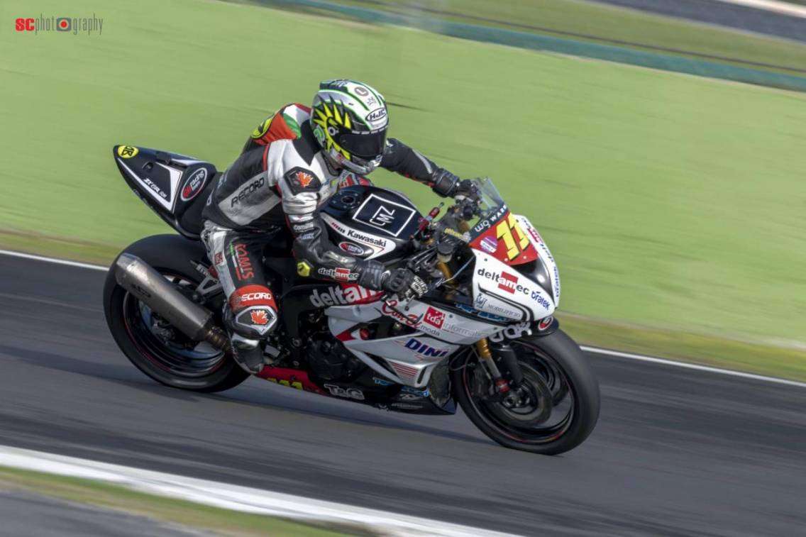 ELF CIV. Lorenzo Savadori Campione SBK 2020 a Vallelunga 4 CHB 8786 firma