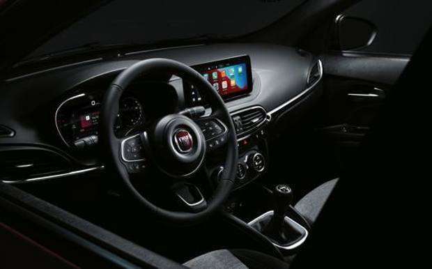 Fiat: Nuova Tipo. Si aggiorna anche con la versione a baricentro alto Cross 6 13 Tipo Cross kAyH 528x329@Gazzetta