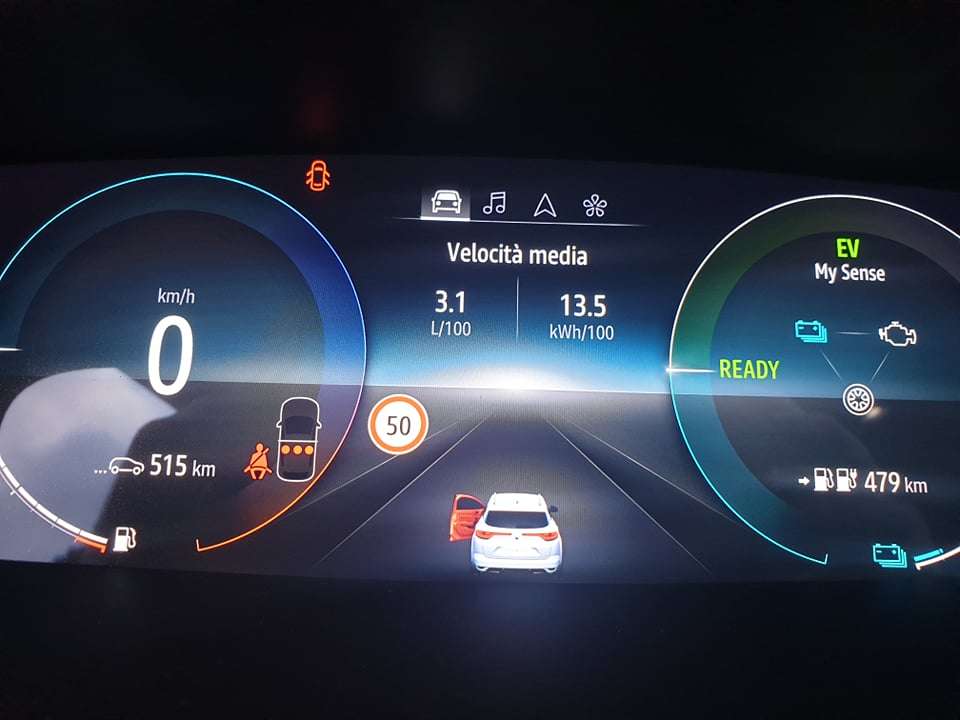 Test Drive: Renault Megane SporTour E-Tech Plug In R.S. Line 160cv. 11 130967139 303691700958313 6817293910175506000 n