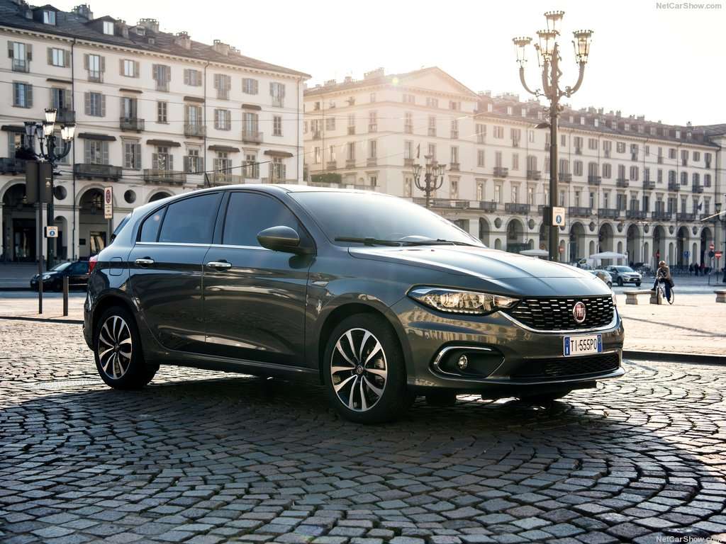 Guida All'usato: Fiat Tipo due volumi, solida e spaziosa 5 Fiat Tipo 5 door 2017 1024 0f