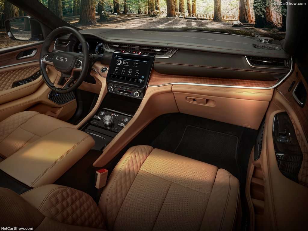 Jeep: Grand Cherokee L sette posti per il mercato USA in attesa della versione europea 2 Jeep Grand Cherokee L 2021 1024 53