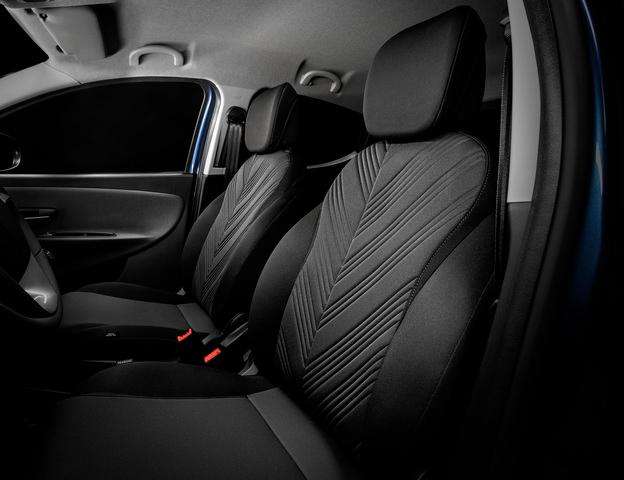 Lancia - Nuova Ypsilon, più eleganza e benessere con il Kit ECOCHIC. 4 small 7