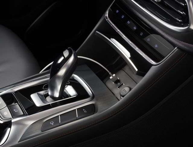 MG: Il ritorno con due modelli interessanti, ZS EV e EHS PHEV 4 ehs10044rgb lr