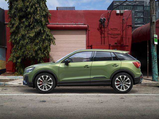 Audi: Nuova SQ2, il SUV sportivo 3 small 10 2