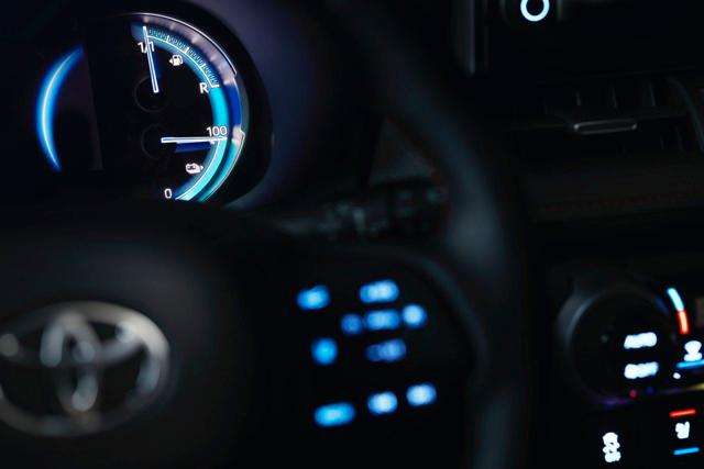 Test Drive: Il Toyota Rav4 2,5i 306cv Dynamic+ ì-AWD Plug In. 7 small 1