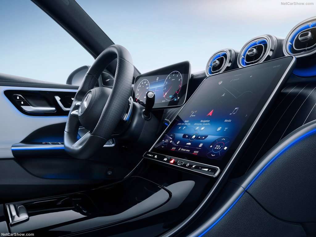 Mercedes-Benz: Nuova Classe C, ritorno al vertice 4 Mercedes Benz C Class Estate 2022 1024 29