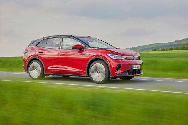 Volkswagen: ID.4 GTX, la SUV elettrica diventa sportiva. 8 small 4