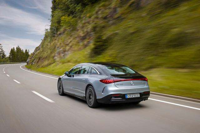 Mercedes-EQ: EQS il top del lusso elettrico 1 small 40